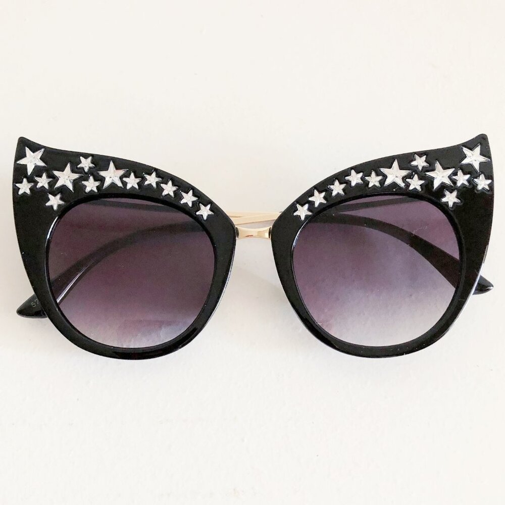 Oversized Cat Eye Sunglasses Black